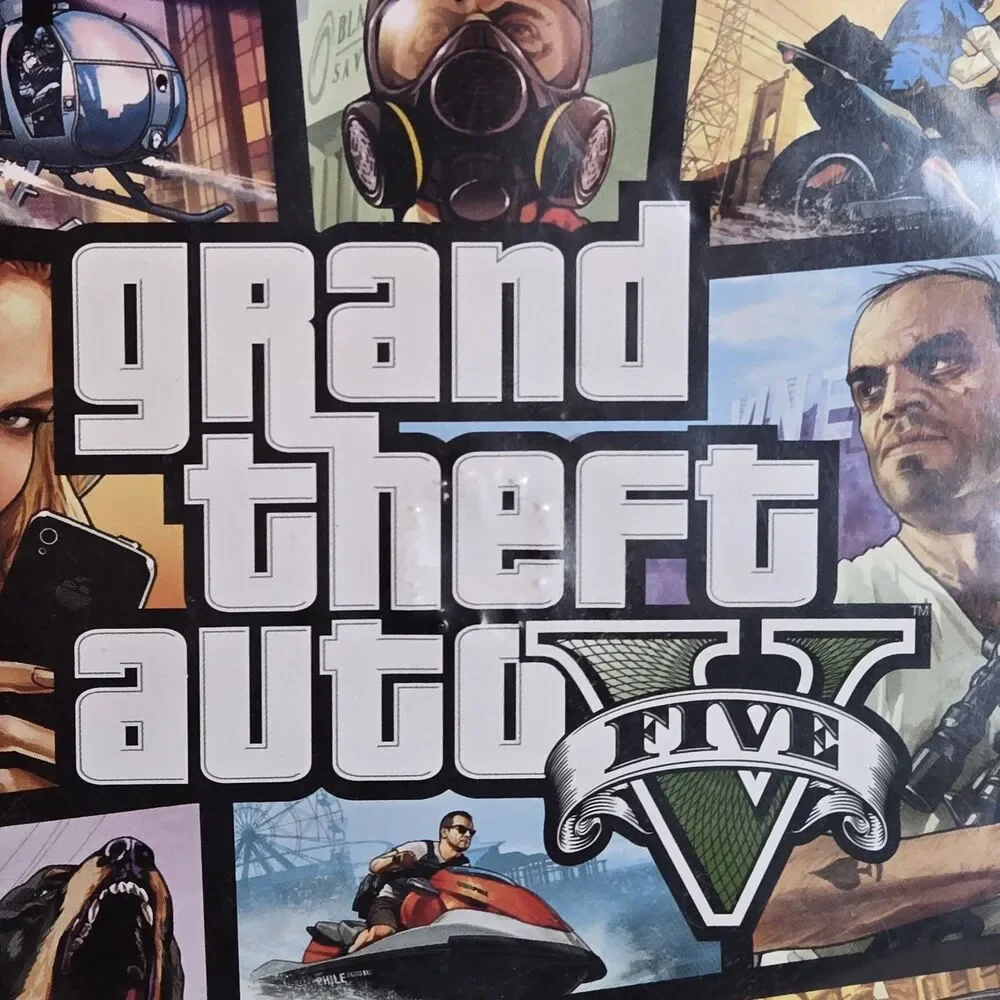 Grand Theft Auto V GTA 5 Premium Edition - Microsoft Xbox One - Pre-Owned
